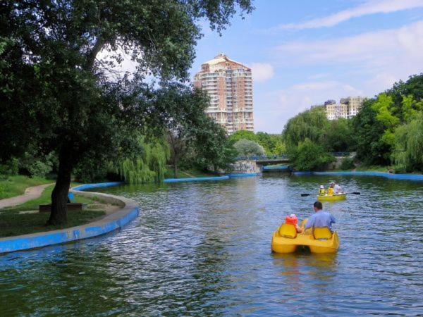 אודסה Квартира Возле Аркадии И Парка Победы С Балконом И Видом На Море מראה חיצוני תמונה